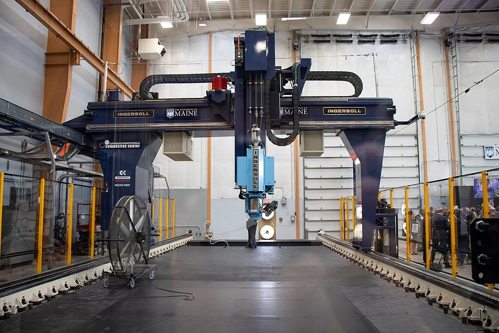 the world's largest 3D printer by UMaine