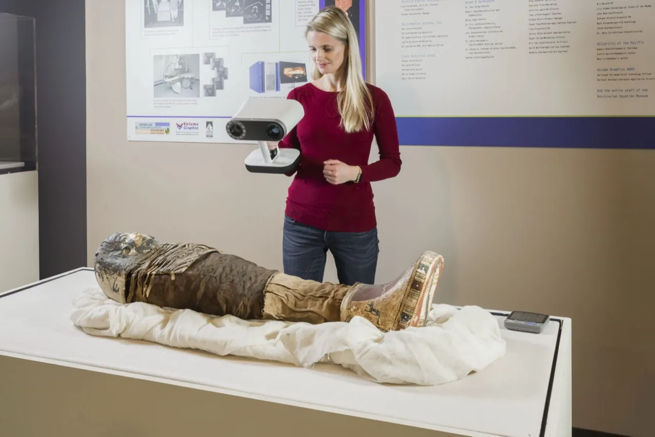 Artec Leo 3D scanning a heritage artefact during preservation work