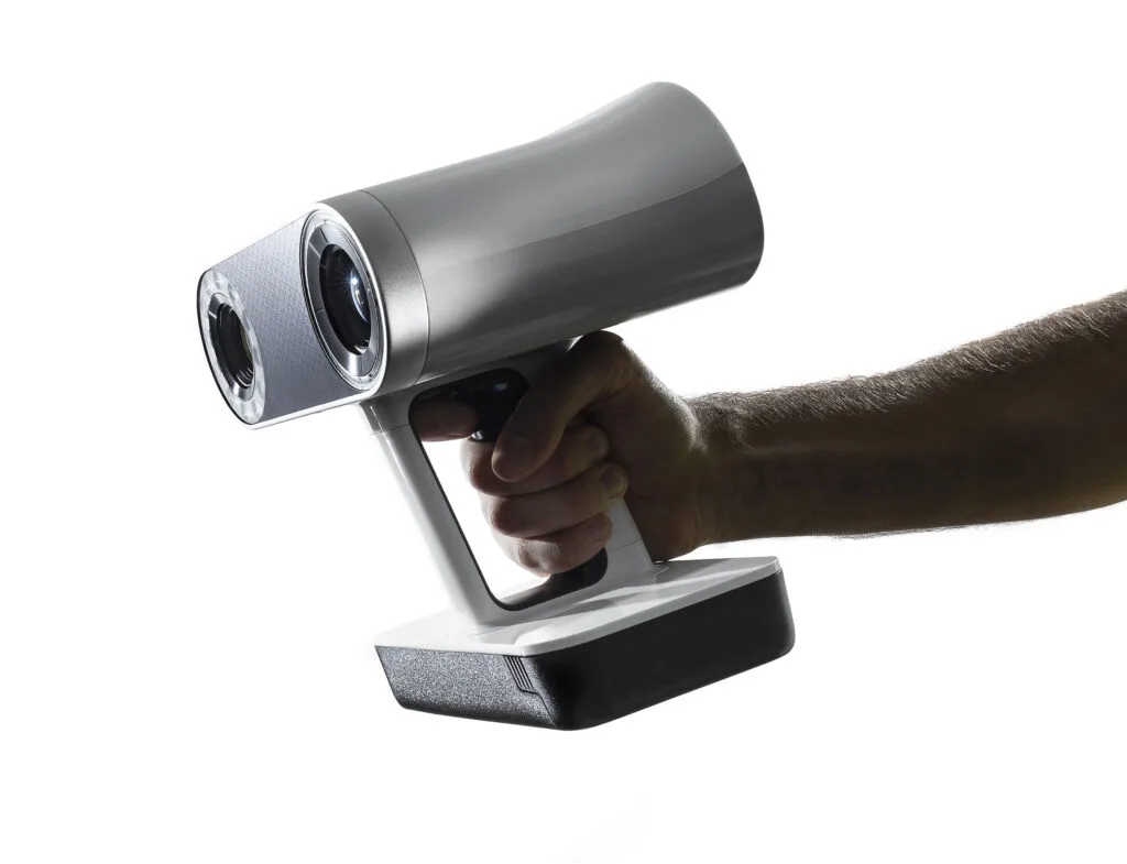 Artec Leo held in one hand during a walk-around capture