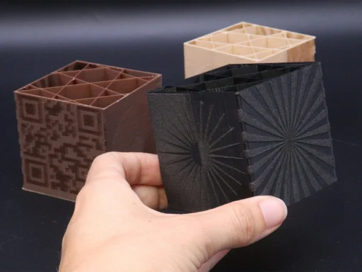 objects with complex patterns