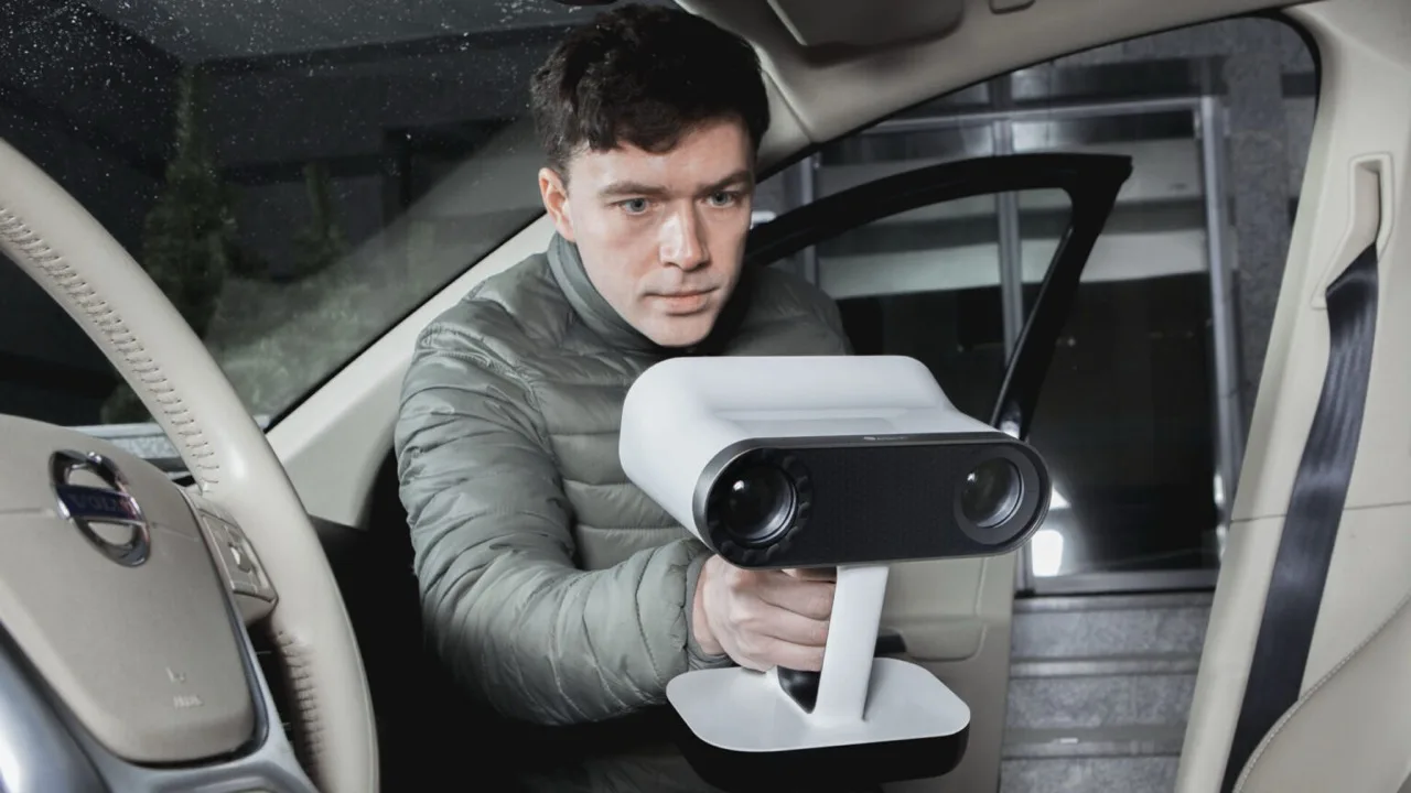 Artec Leo 3D scanning a car body panel