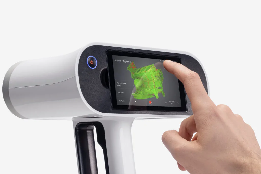 Operator reviewing a live scan on the Artec Leo touchscreen