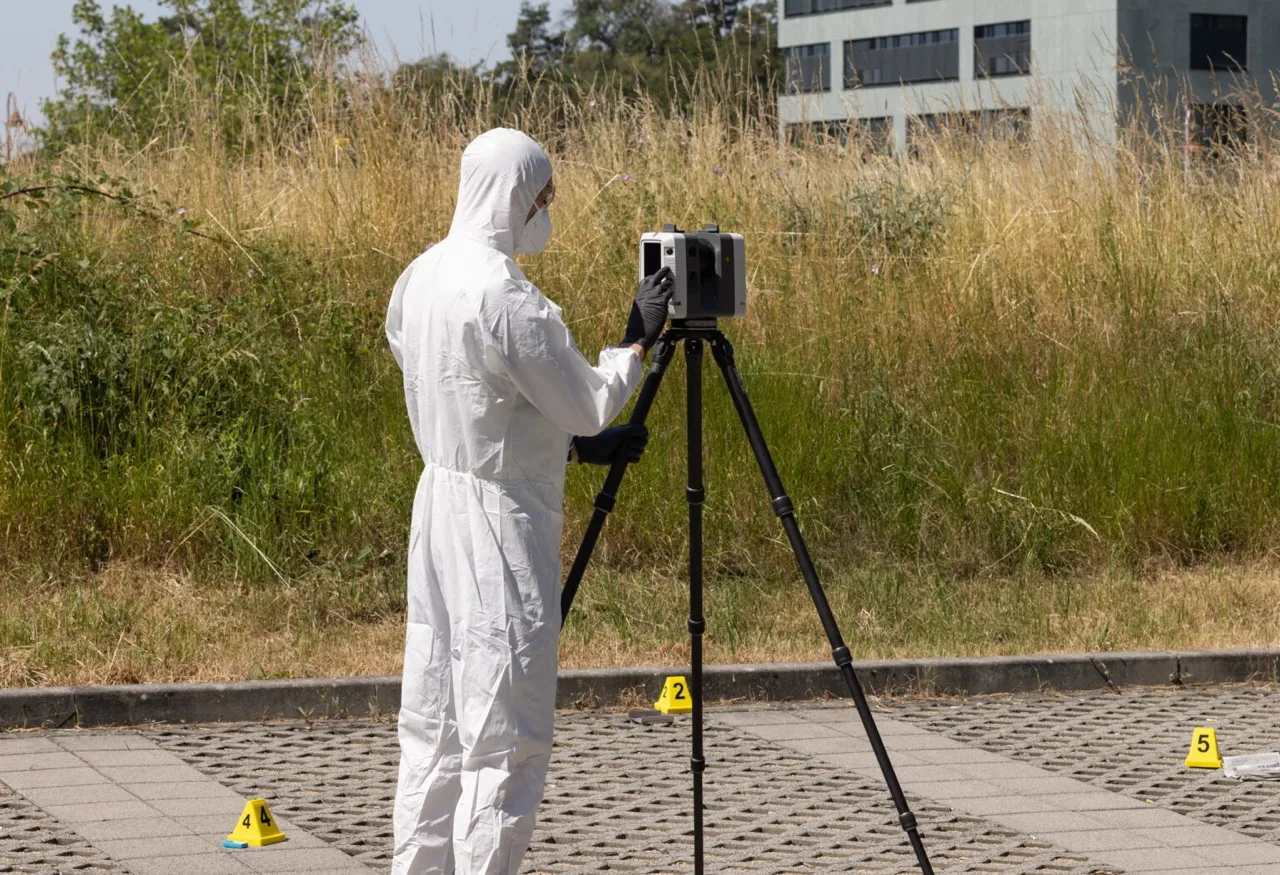 Artec Ray II documenting a forensic scene