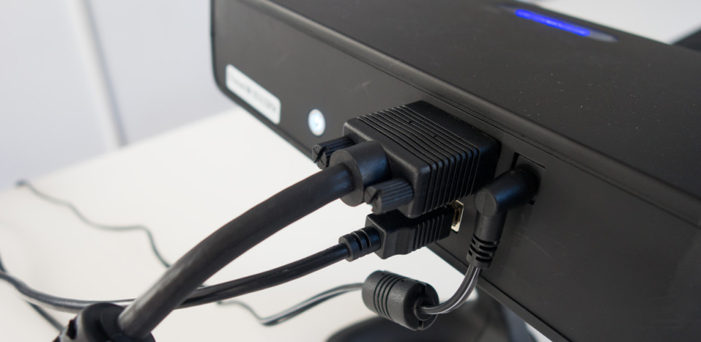 Einscan-S Review - Cables