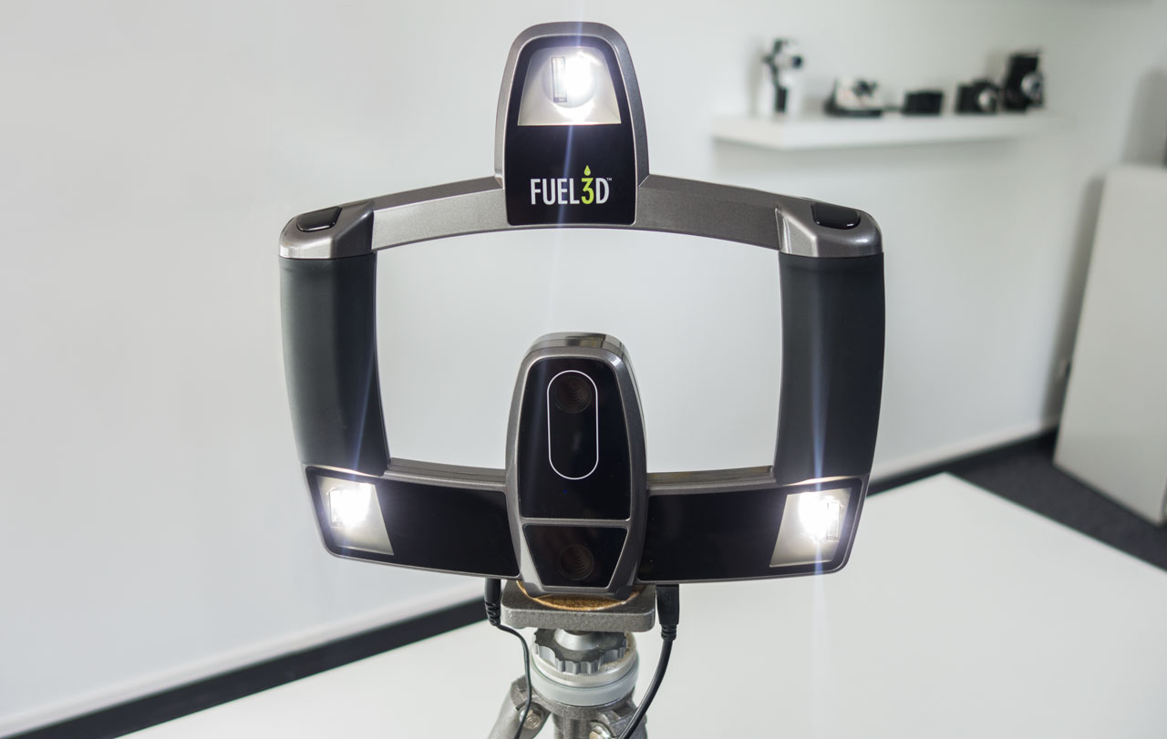 Fuel 3D Scanify Review - Tripod