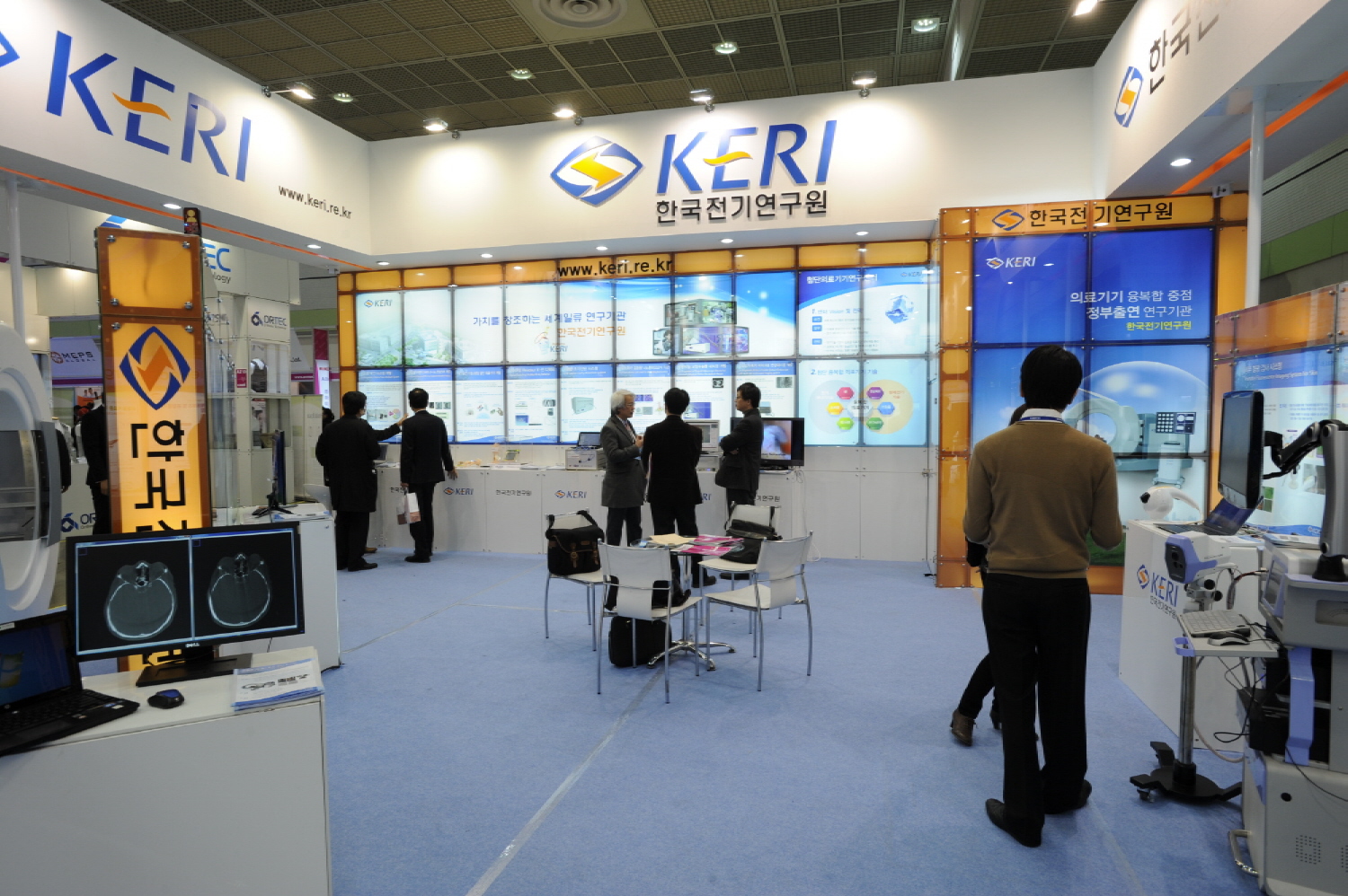 3D PRINTING TECHNOLOGY UNLOCKS PRECISE LIGHT CONTROL FOR STRUCTURAL COLORATION