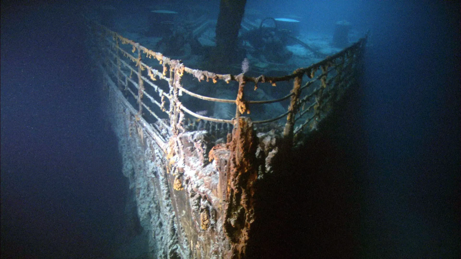 titanic underwater